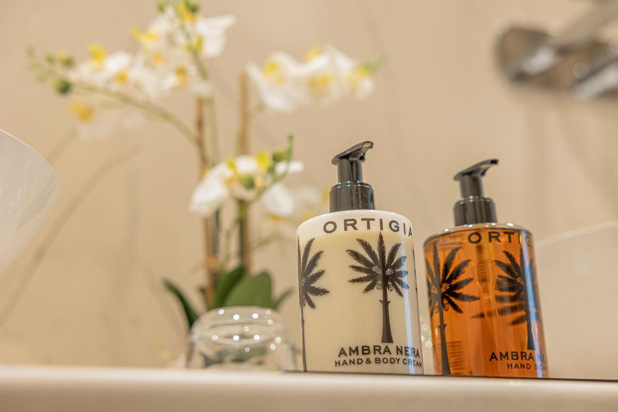 Palazzo Monga Boutique Guesthouse ヴェローナ エクステリア 写真