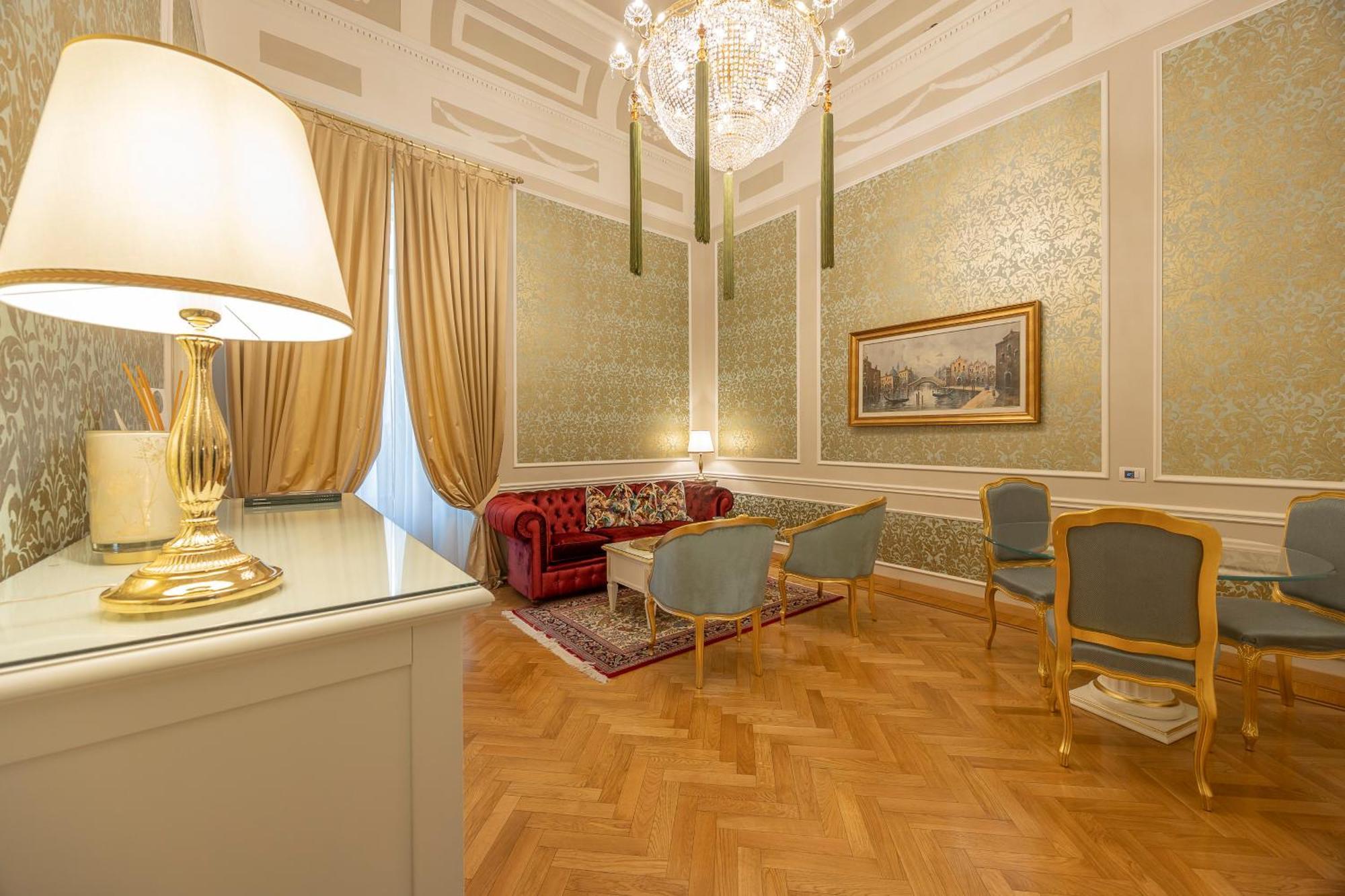 Palazzo Monga Boutique Guesthouse ヴェローナ エクステリア 写真